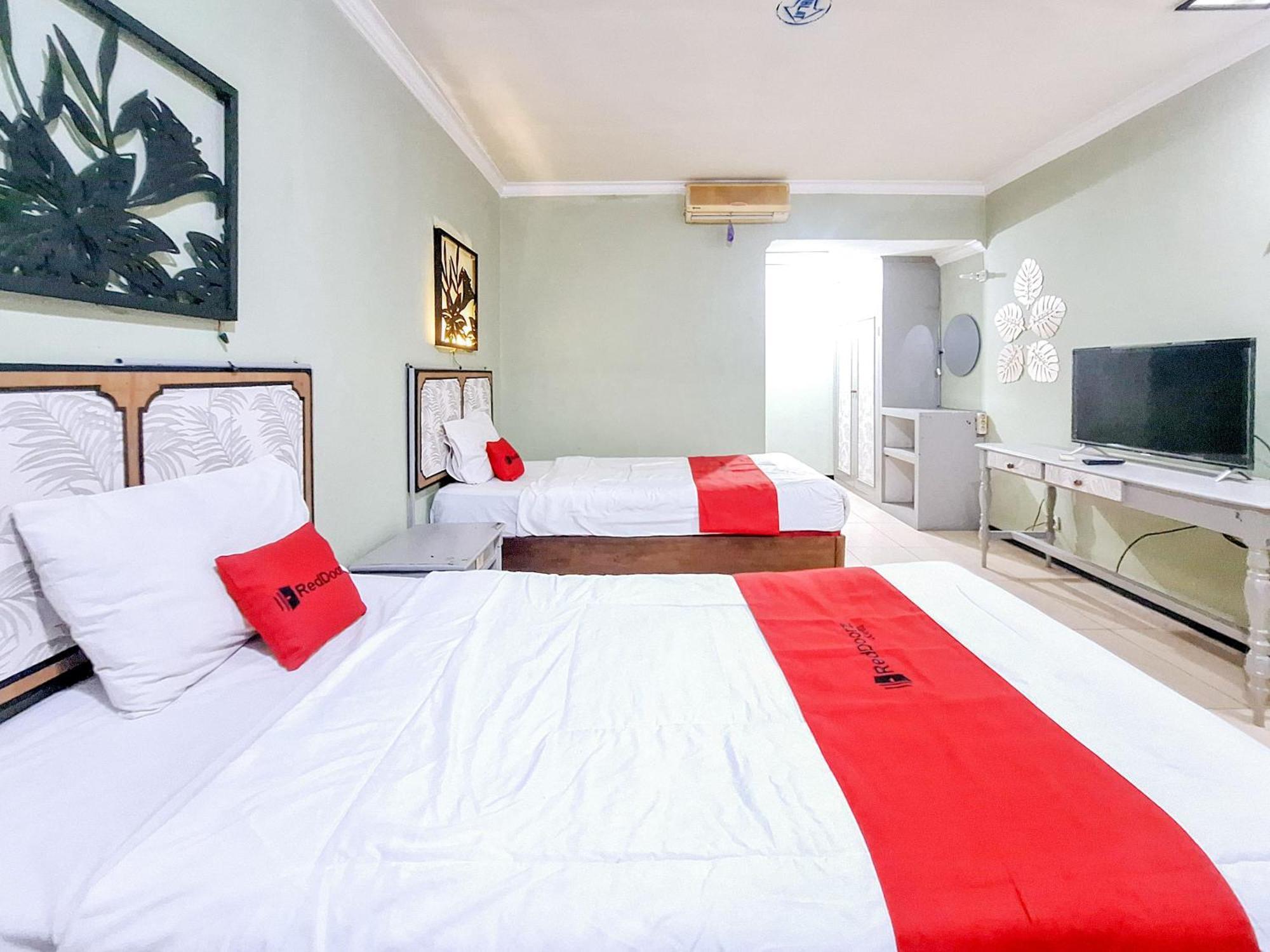 Reddoorz Near Stadion Semeru Lumajang Jawa Timur Екстер'єр фото